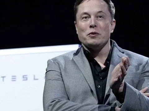 Tỉ phú Elon Musk phá kỷ lục thế giới về tài sản tích lũy