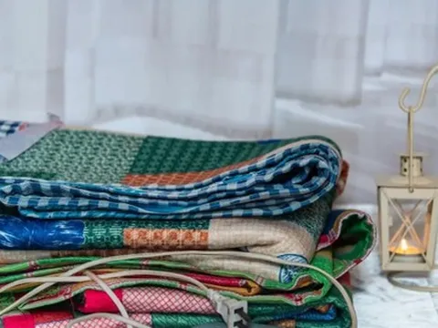 Bé trai 1 tuổi bị bỏng nặng do "tè dầm" khi ngủ