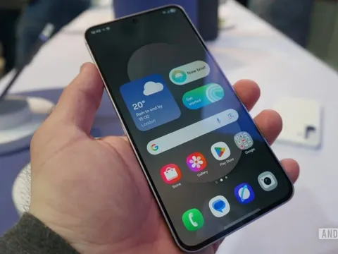 "Dùng thử mẫu máy hơn 10 triệu này của con gái, giờ tôi chẳng còn muốn mua điện thoại nào đắt tiền nữa"