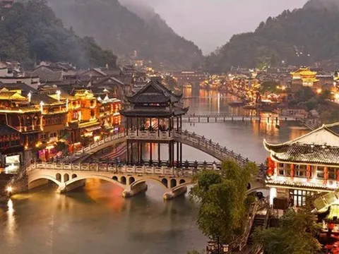 Khách Việt "đổ xô" sang Trung Quốc dịp Tết Nguyên Đán 2026