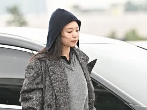 Phát hiện người phụ nữ SN 1996 rút hơn 350 tỷ đồng tiền mặt để mua nhà, sống như bà hoàng, hàng hiệu dát đầy người