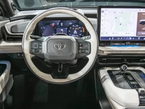 Toyota Highlander 2027 khai tử bản xăng: Cú rẽ lịch sử hướng tới điện hóa