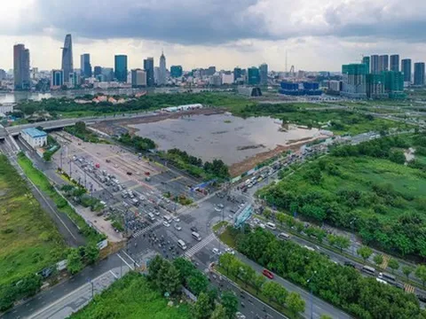 Gia tộc kín tiếng gắn với loạt BĐS đắt đỏ bậc nhất TP HCM muốn tham gia “giải cứu” dự án tỷ USD bị treo gần một thập kỷ ở Thủ Thiêm