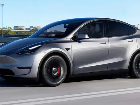 Hạ giá ồ ạt, ngành ô tô Trung Quốc thiệt hại 68 tỷ USD