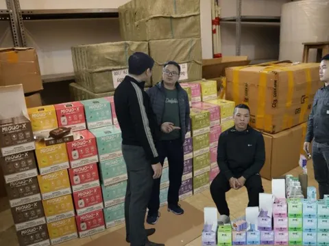 Khám xét khẩn cấp 4 kho hàng trong chuyên án đặc biệt lớn, bắt 'trùm' cầm đầu Nguyễn Tuấn Anh SN 1993