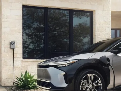 Toyota đón tin vui về dự án xe điện pin chạy 1.000 km/lần sạc