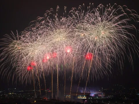 Chi tiết 33 điểm bắn pháo hoa đêm Giao thừa Tết Nguyên đán 2026 tại Hà Nội