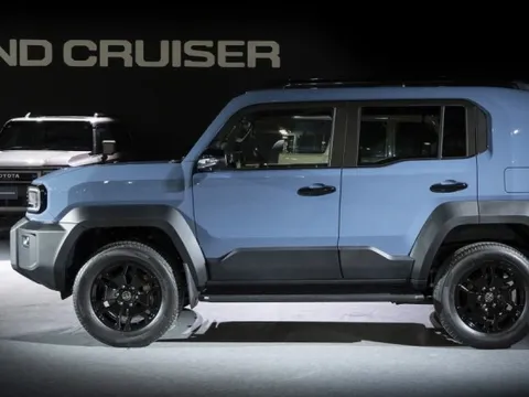 Hé lộ cập nhật quan trọng sẽ có trên Toyota Land Cruiser mini