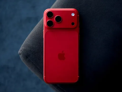 Hình ảnh hé lộ iPhone 18 Pro Max màu đỏ rượu vang