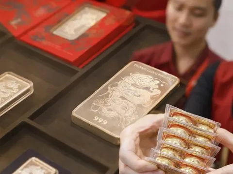 Giá vàng, bạc giảm mạnh sau ngày Vía Thần tài