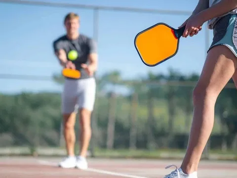 Nguy cơ chấn thương mắt từ cơn sốt Pickleball