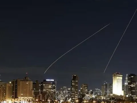 Việt Nam dừng, không tổ chức du lịch đến những vùng chiến sự