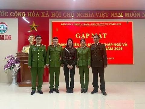 Nữ dược sĩ xung phong nhập ngũ và hành trình viết tiếp ước mơ