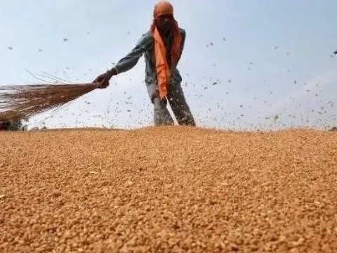 Căng thẳng Trung Đông: Lộ diện loạt mặt hàng tiếp theo bước vào chu kỳ tăng giá sau dầu thô, Việt Nam đang nhập khẩu rất nhiều