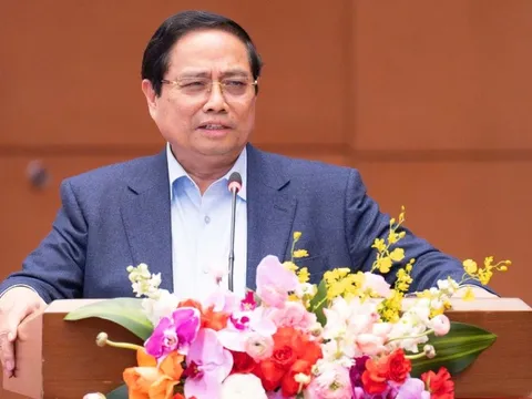 Thủ tướng: Đã huy động 4 triệu thùng dầu từ đối tác để bảo đảm nguồn cung