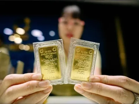 Giá vàng tăng sốc