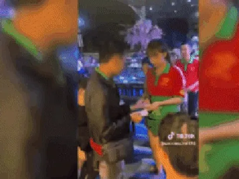 Chủ quán nói về tính cách nam nhân viên phục vụ trúng vé số độc đắc 18 tỉ đồng