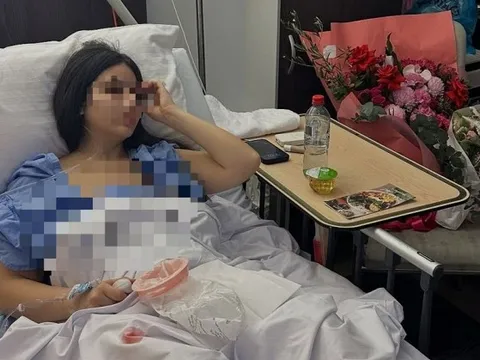 Người phụ nữ 28 tuổi cắt bỏ cả 2 bên vú vì ung thư, 9 tháng sau bác sĩ Anh nói: "Chúng tôi đã chẩn đoán NHẦM"