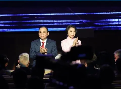 Chân dung vị tỷ phú bên cạnh ông Phạm Nhật Vượng vừa giữ chức Chủ tịch startup vốn điều lệ hàng tỷ đô