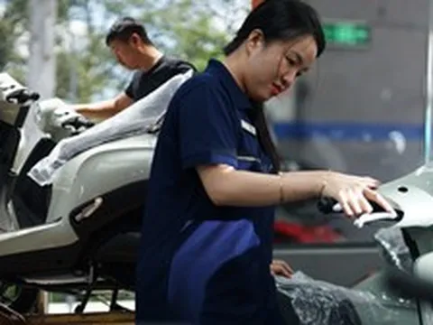 Đi một vòng các cửa hàng xe điện ở TP.HCM: “Hai ngày cuối tuần bán hơn 60 chiếc, khách đến liên tục”