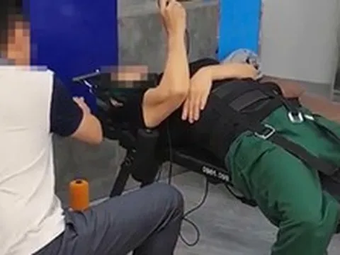 Tin quảng cáo "nổ", coi chừng cột sống mang họa