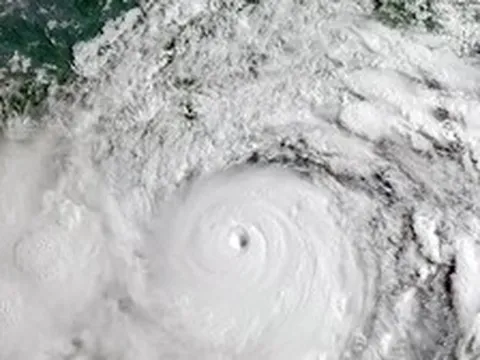 Năm nay bão ít nhưng có thể rất mạnh, bất thường