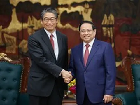 Gặp Đại sứ nước châu Á muốn xả 80 triệu thùng dầu, Thủ tướng đề nghị cho Việt Nam tiếp cận nguồn xuất kho