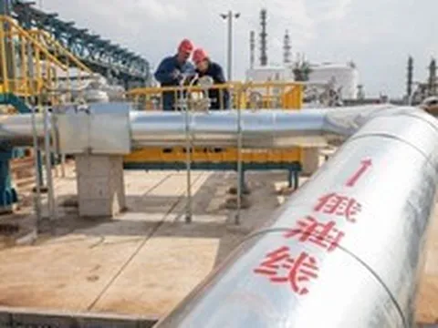 Phát minh của Trung Quốc làm rung chuyển ngành năng lượng thế giới: tạo ra xăng dầu chỉ từ không khí và nước, năng suất cao nhưng chi phí thấp