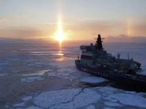 Nga lập kỷ lục tại một tuyến đường biển: 165 tàu chở dầu cỡ lớn và hàng khô được giải cứu ngoạn mục