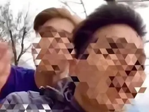 Xử phạt nam sinh vừa lái xe vừa quay clip 'rất muốn bị ăn đòn'