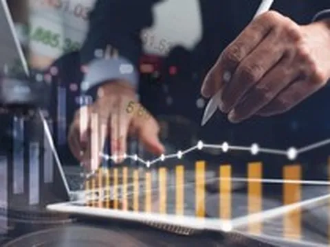 Việt Nam trước “ngưỡng vàng” GDP bình quân 6.000 USD/người: Tiền sẽ đổ mạnh vào kênh nào?