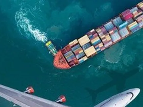 Đề xuất miễn lệ phí hàng không, hàng hải đến hết năm