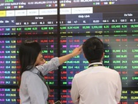 Chuyên gia TVS dự báo KQKD quý 1 của loạt nhóm ngành “hot”: Bán lẻ, Thép, Bảo hiểm, Phân bón