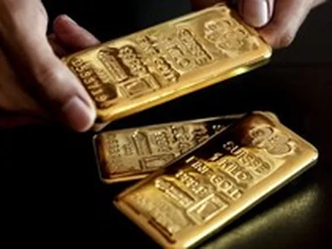 Quỹ vàng lớn nhất thế giới "xả kho" cả tấn vàng