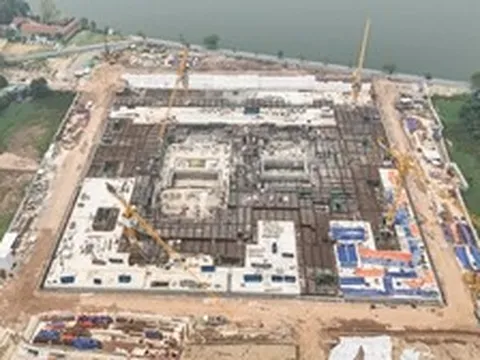 Cận cảnh nhà hát Opera Hà Nội dần lộ diện ở bán đảo Quảng An