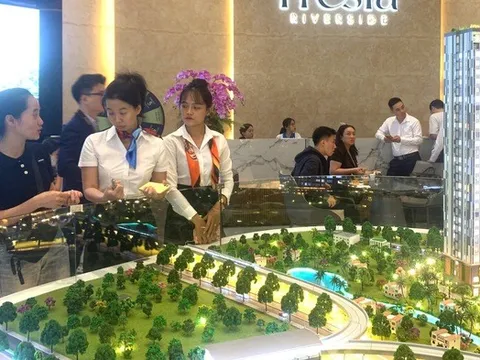 Siết tín dụng bất động sản: Kiểm soát rủi ro sao cho không triệt tiêu động lực tăng trưởng?