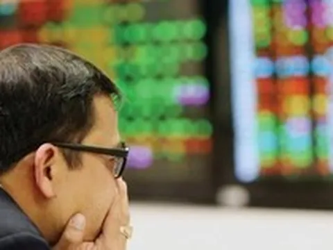 VN-Index vượt 1.800 nhưng dòng tiền lớn chưa "nhập cuộc", CTCK chỉ ra 3 điểm đáng lưu ý