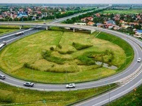 Không phải đất cứ gần sân bay, metro, cao tốc là tăng giá: Chuyên gia chỉ thẳng yếu tố bất ngờ