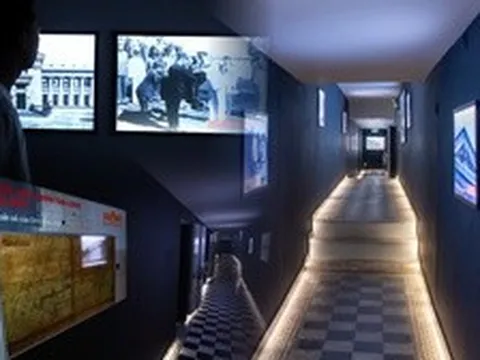 Cận cảnh hầm bí mật trong dinh thự 136 ở TP.HCM