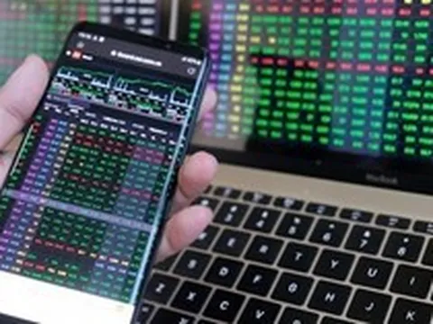 Loạt cổ phiếu PDR, VAB, VNE, VVS bất ngờ tăng hết biên độ, “trắng bên bán”