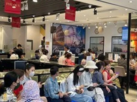 Nhà đầu tư rục rịch "bắt đáy" khi giá bạc giảm