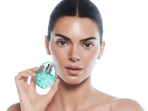 ANUA CHỌN KENDALL JENNER LÀ ĐẠI SỨ THƯƠNG HIỆU TOÀN CẦU ĐẦU TIÊN