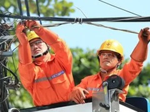 EVN nói gì về khoản tiền gửi, đầu tư tài chính ngắn hạn hơn 152.000 tỉ đồng?