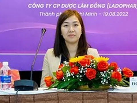 Đang làm Tổng Giám đốc bất ngờ bị sa thải, người phụ nữ đòi bồi thường 2 tỷ, toà phán quyết ra sao?
