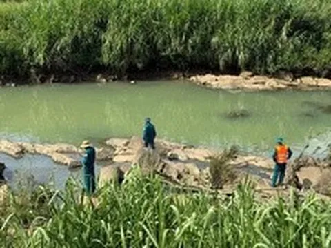 Lâm Đồng: Tìm kiếm 3 người mất tích khi tắm sông