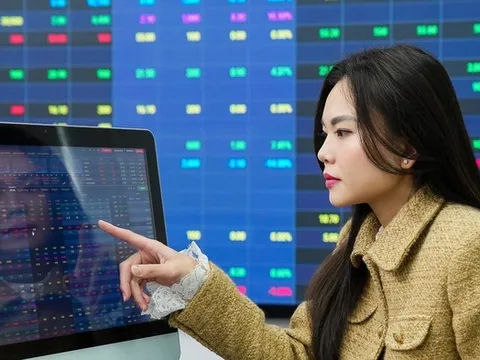 VN-Index hướng mốc 1.850 điểm, khuyến nghị hạn chế mua đuổi