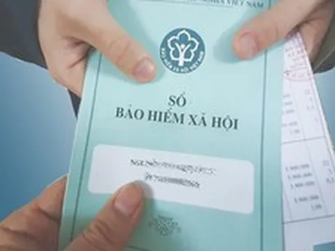 Không chốt được sổ BHXH vì công ty nợ tiền, người lao động phải làm gì?