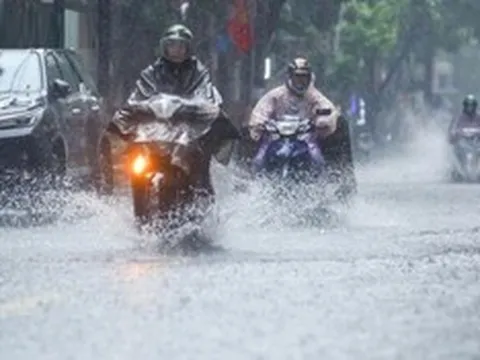 Chiều tối nay (25/6), miền Bắc đón trận mưa to "lạ thường" sau chuỗi ngày nắng nóng