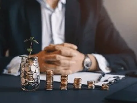 Giới siêu giàu tăng mạnh và bài toán quản lý gia sản