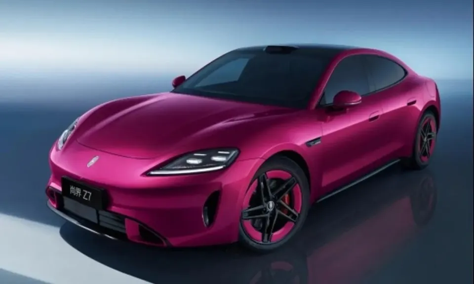 Xe điện có thiết kế giống Porsche Taycan ra mắt: Giá chưa tới 1/3 xe sang